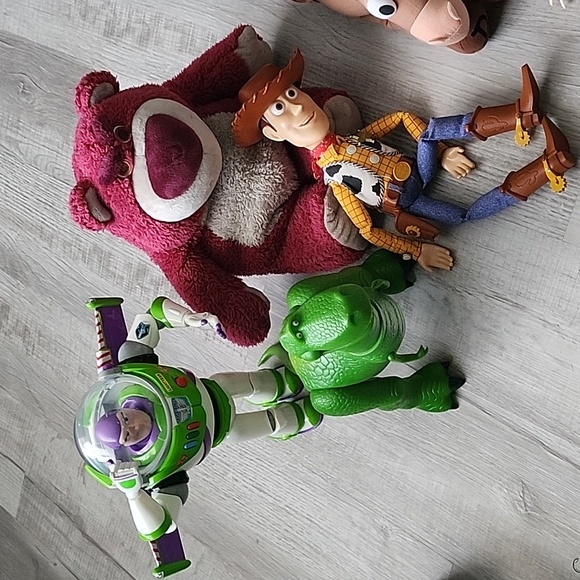 Toy Story Bundle - Picture 3 of 12